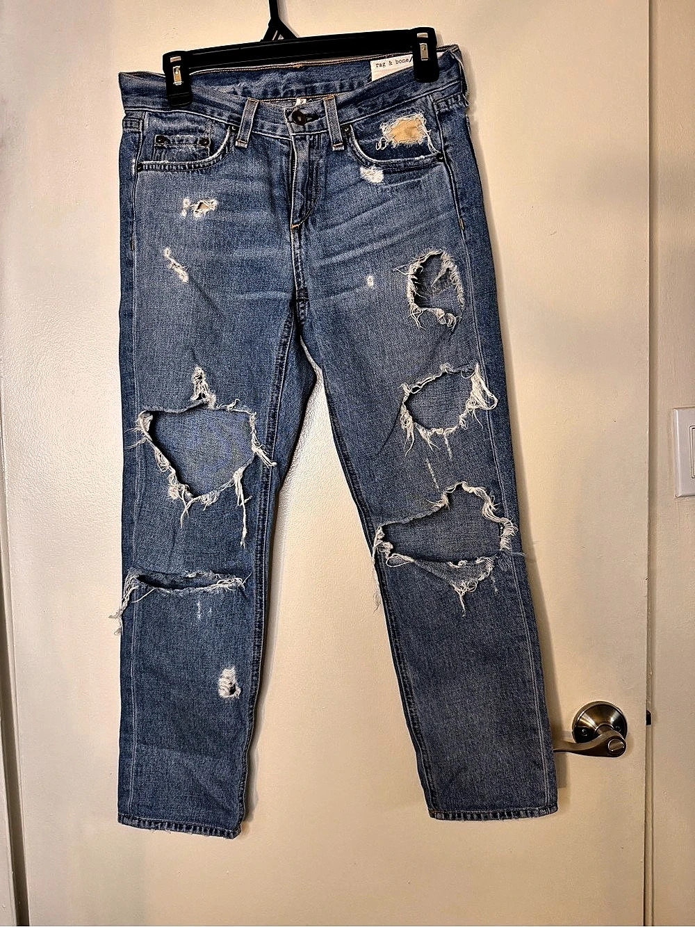 Rag & Bone /JEAN Distressed Boyfriend Jeans Medium Wash—Size 24